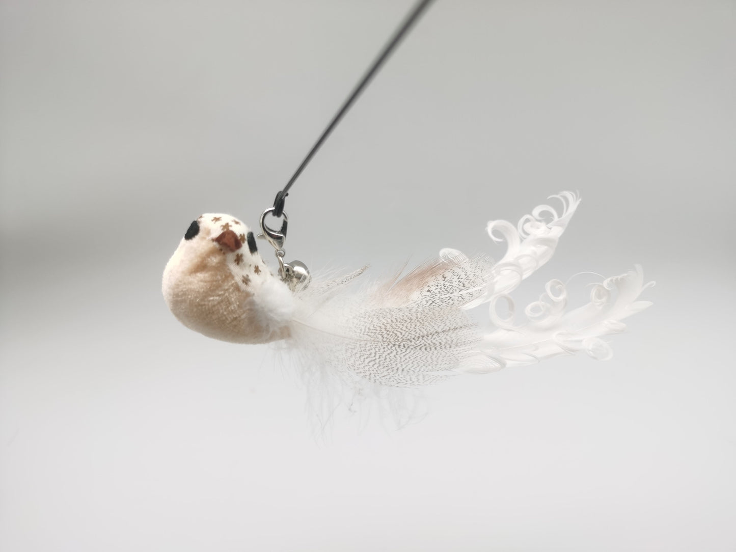 Self-play Bite-Resistant Steel Wire Suction Cup Cat Teaser Toy With Feather and Bell Feather Cat Toy